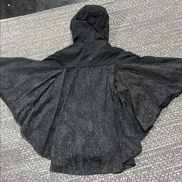 Lululemon x SoulCycle | Ride & Reflect Jacket - Picture 4 of 16